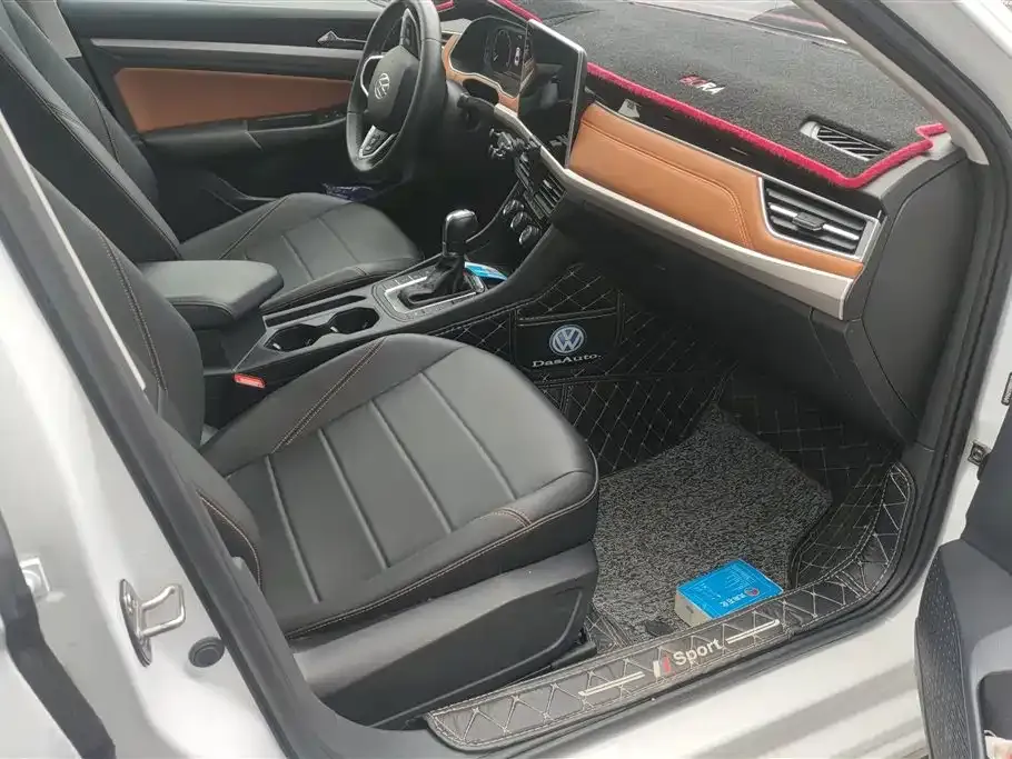 Volkswagen Bora 2024 из CN, фото 6