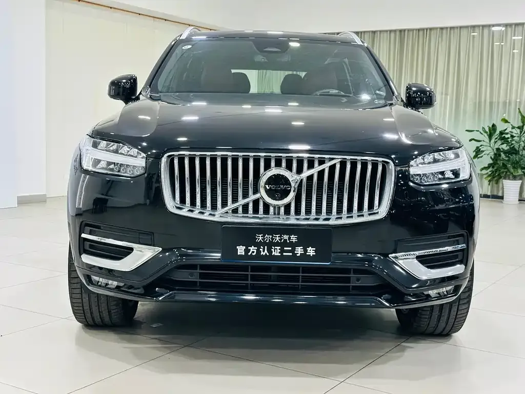 Volvo XC90 — фото 5
