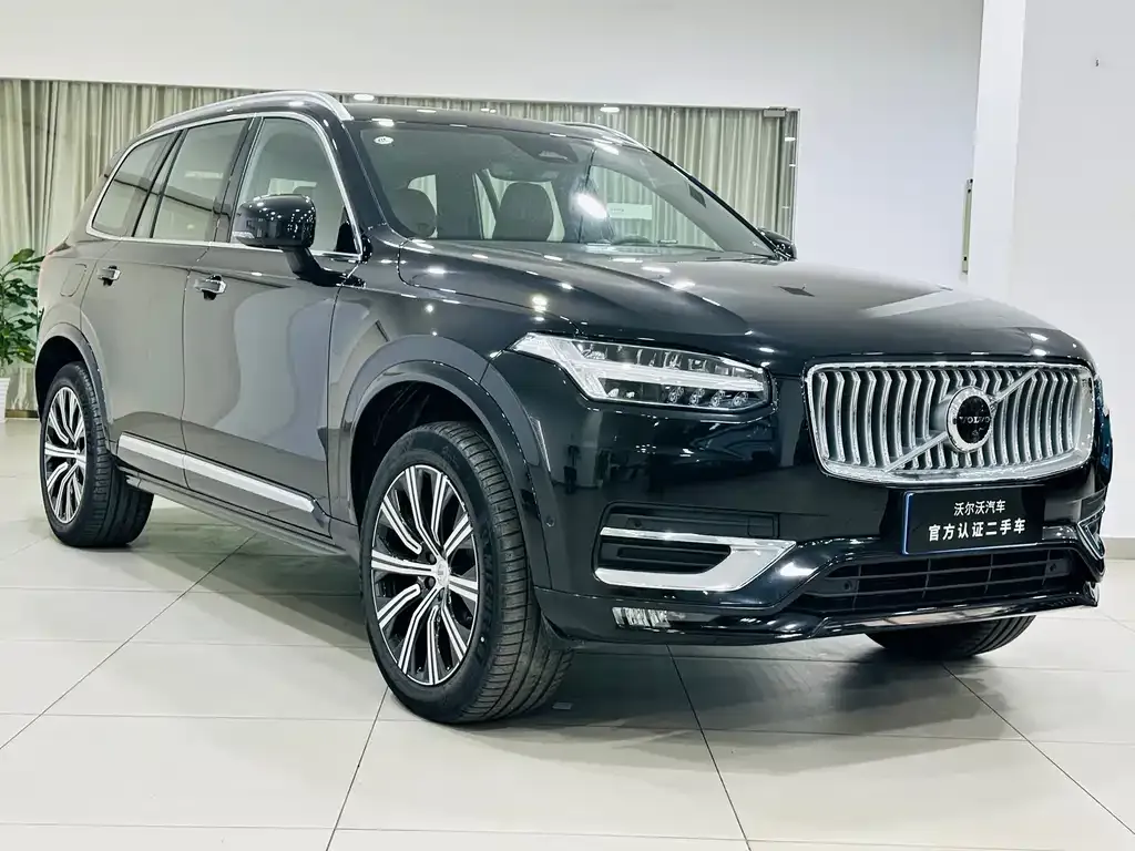 Volvo XC90 — фото 4