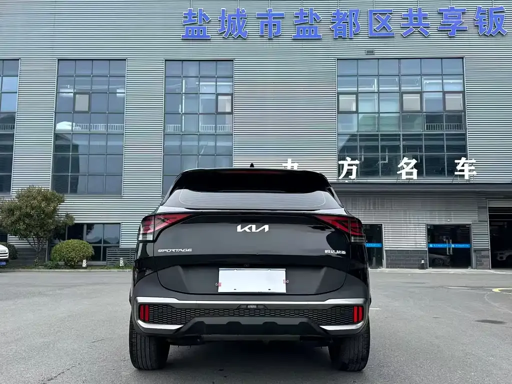 Kia Sportage 2023 из CN, фото 5
