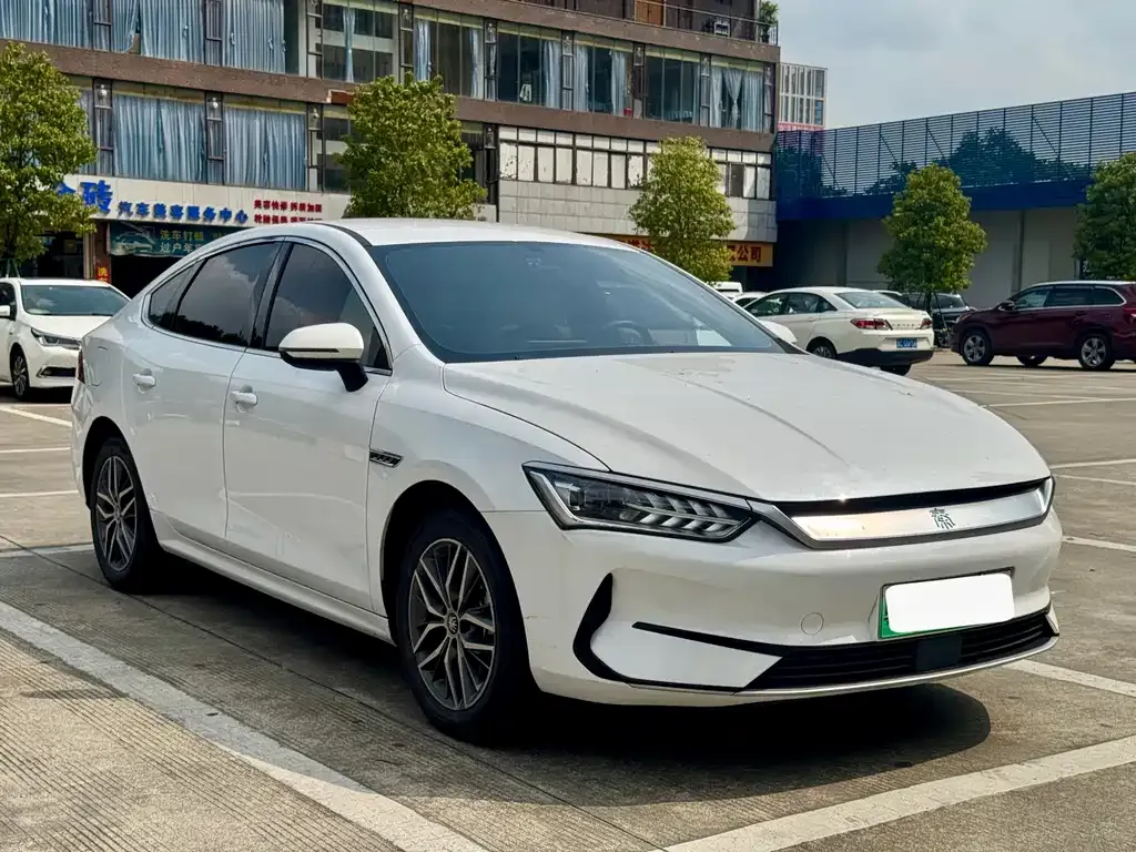 BYD Qin PLUS — фото 7