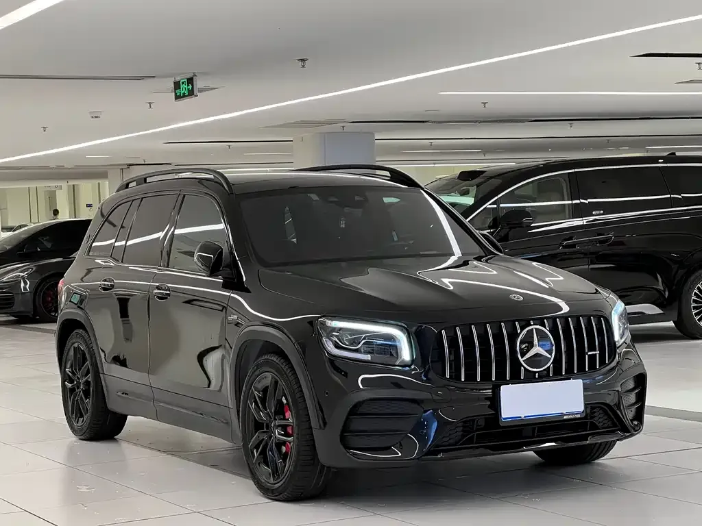 Mercedes-Benz GLB AMG — фото 3