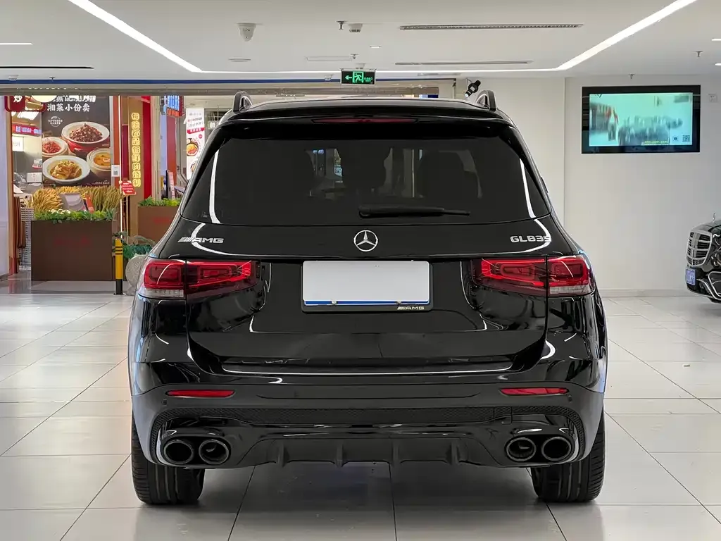 Mercedes-Benz GLB AMG — фото 6