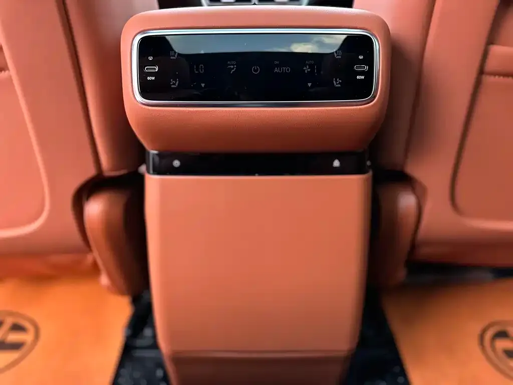 Li Auto L8 2025 из CN, фото 4