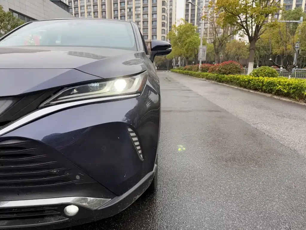 Toyota Harrier 2022 из CN, фото 4