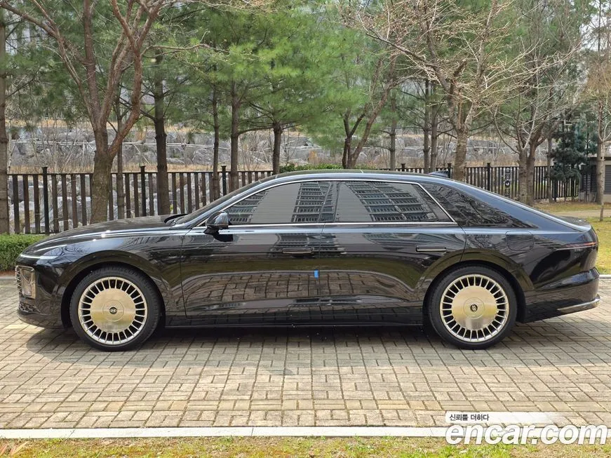 Hyundai Grandeur — фото 1