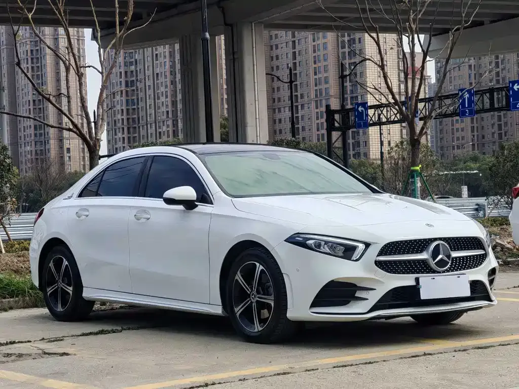 Mercedes-Benz A-Class — фото 7