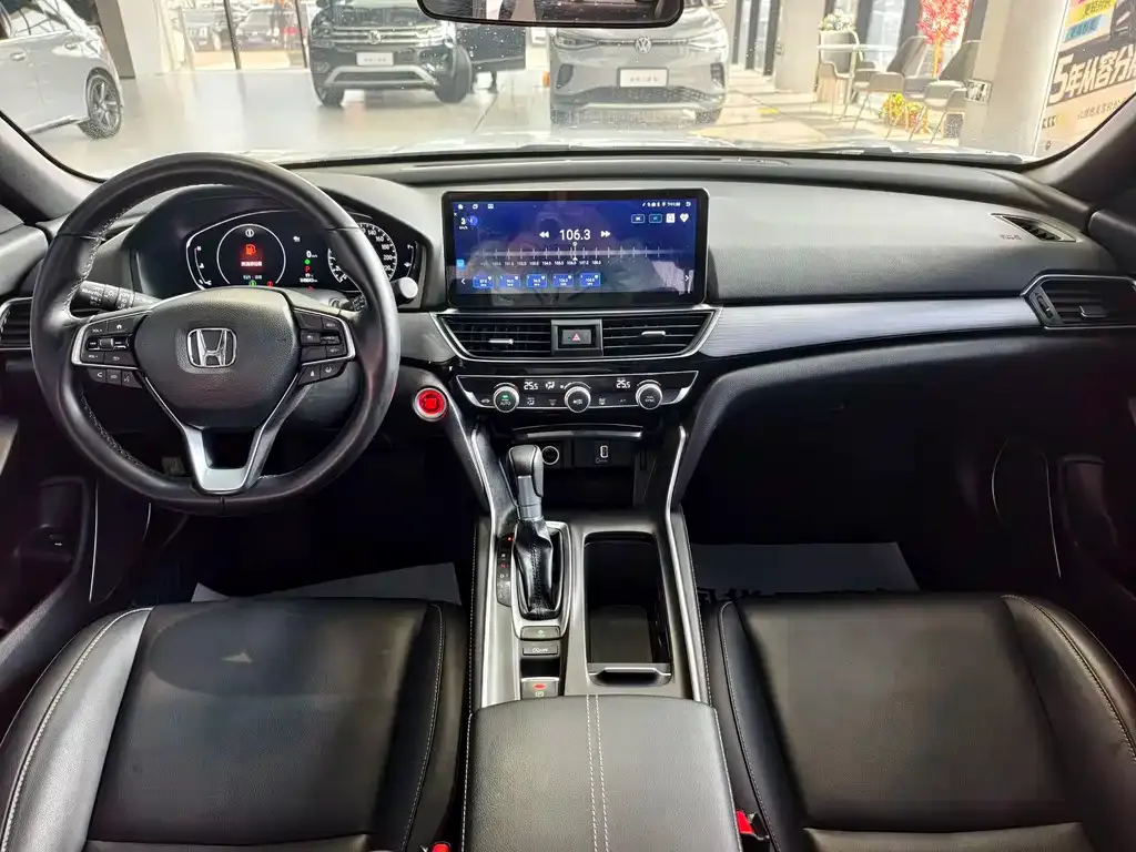Honda Inspire — фото 8