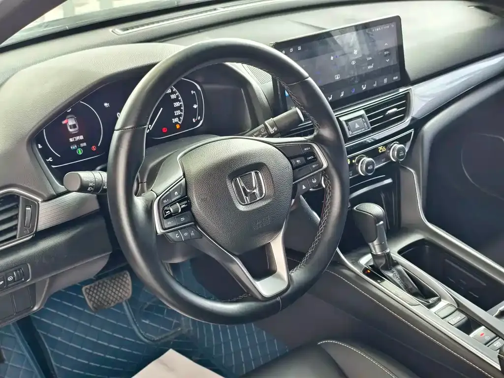 Honda Inspire — фото 10