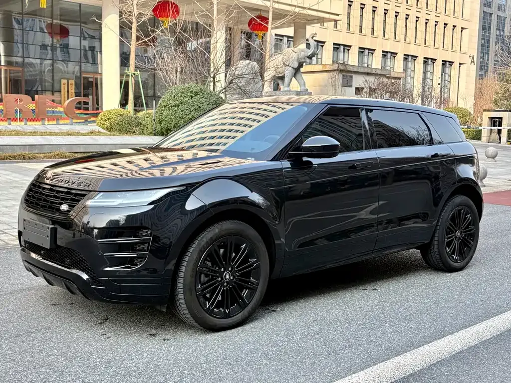 Land Rover Evoque — фото 1