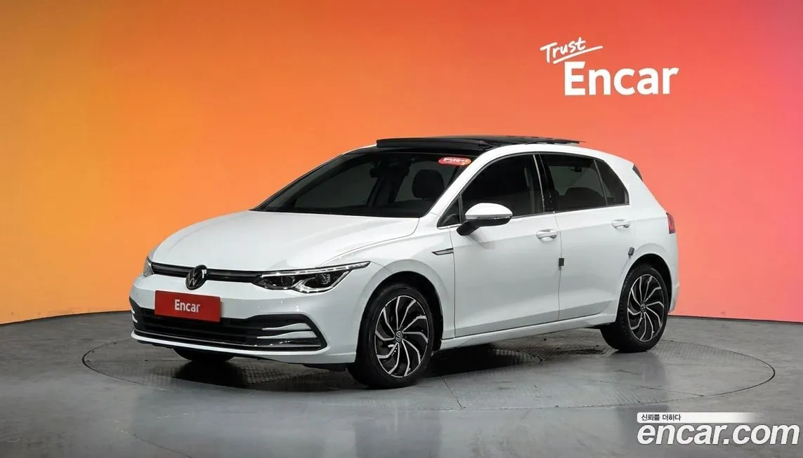 Volkswagen Golf 2023 из KR, фото 1