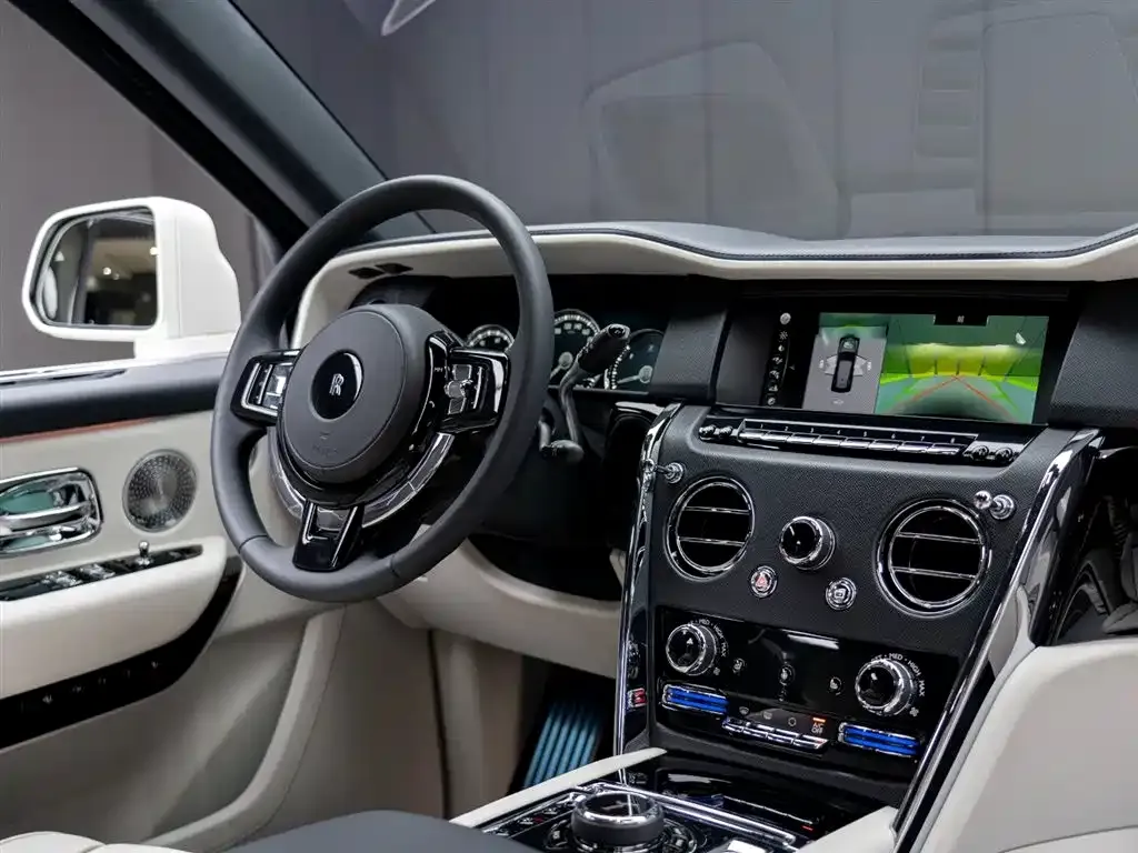 Rolls-Royce Cullinan 2022 из CN, фото 8