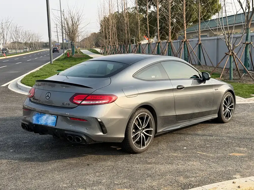 Mercedes-Benz C-Class AMG — фото 10