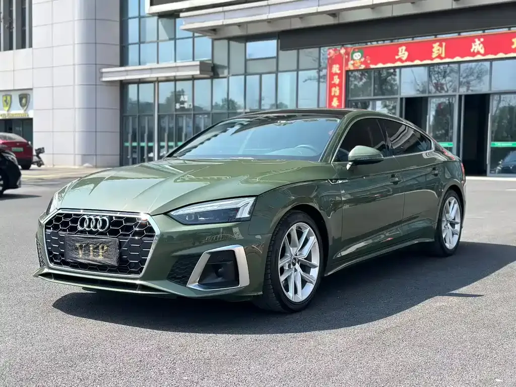 Audi A5 (Import) — фото 1