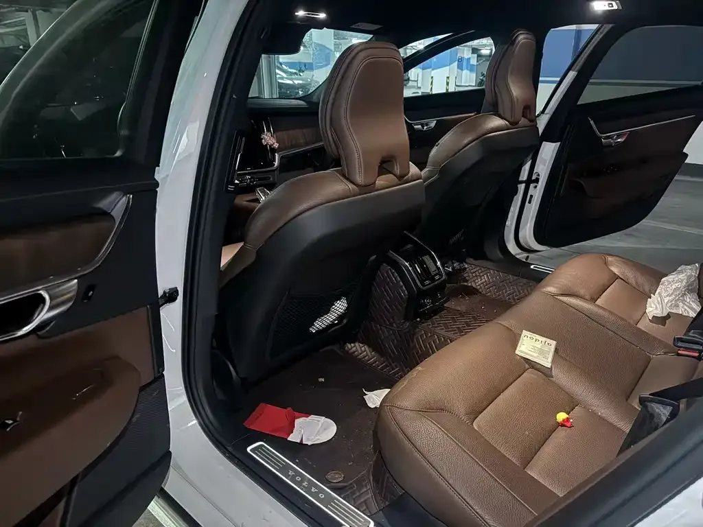 Volvo S90 2021 из CN, фото 7