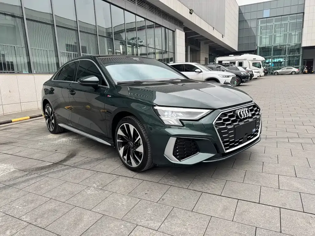Audi A3 — фото 8