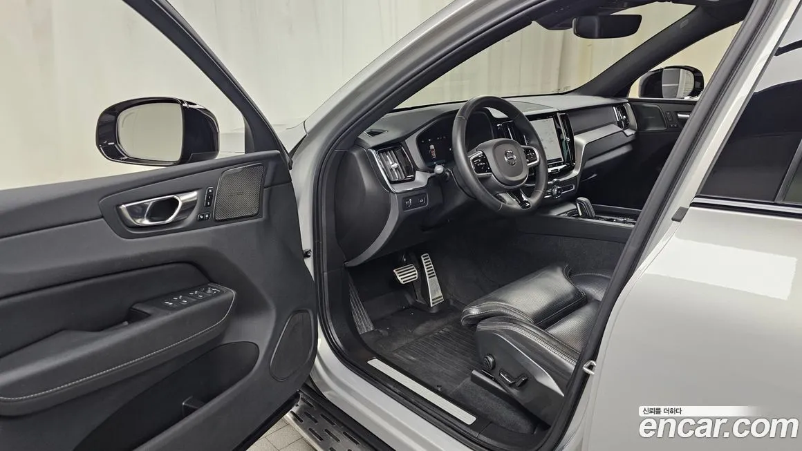 Volvo XC60 2022 из KR, фото 6