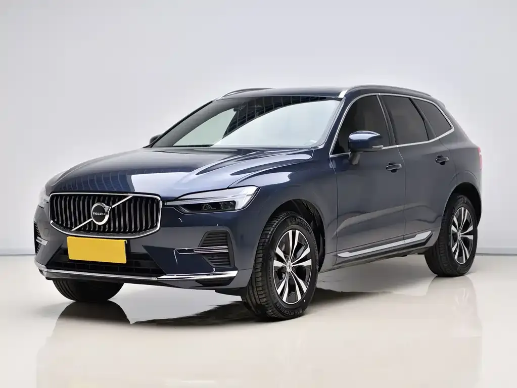 Volvo XC60 — фото 1