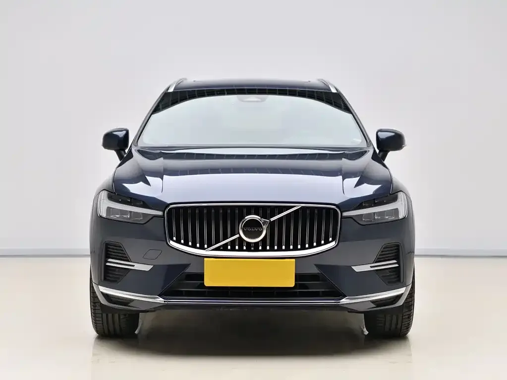 Volvo XC60 — фото 7
