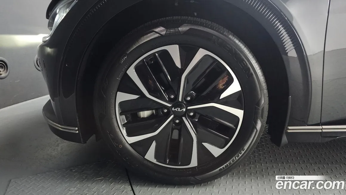 Kia EV6 — фото 4