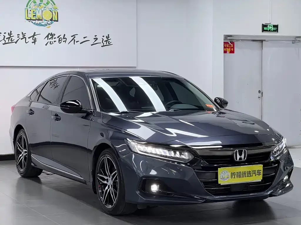 Honda Accord — фото 6