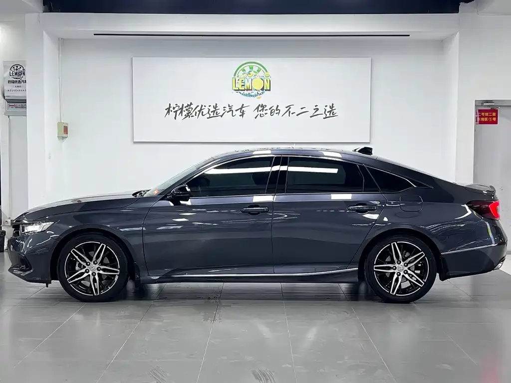 Honda Accord — фото 3