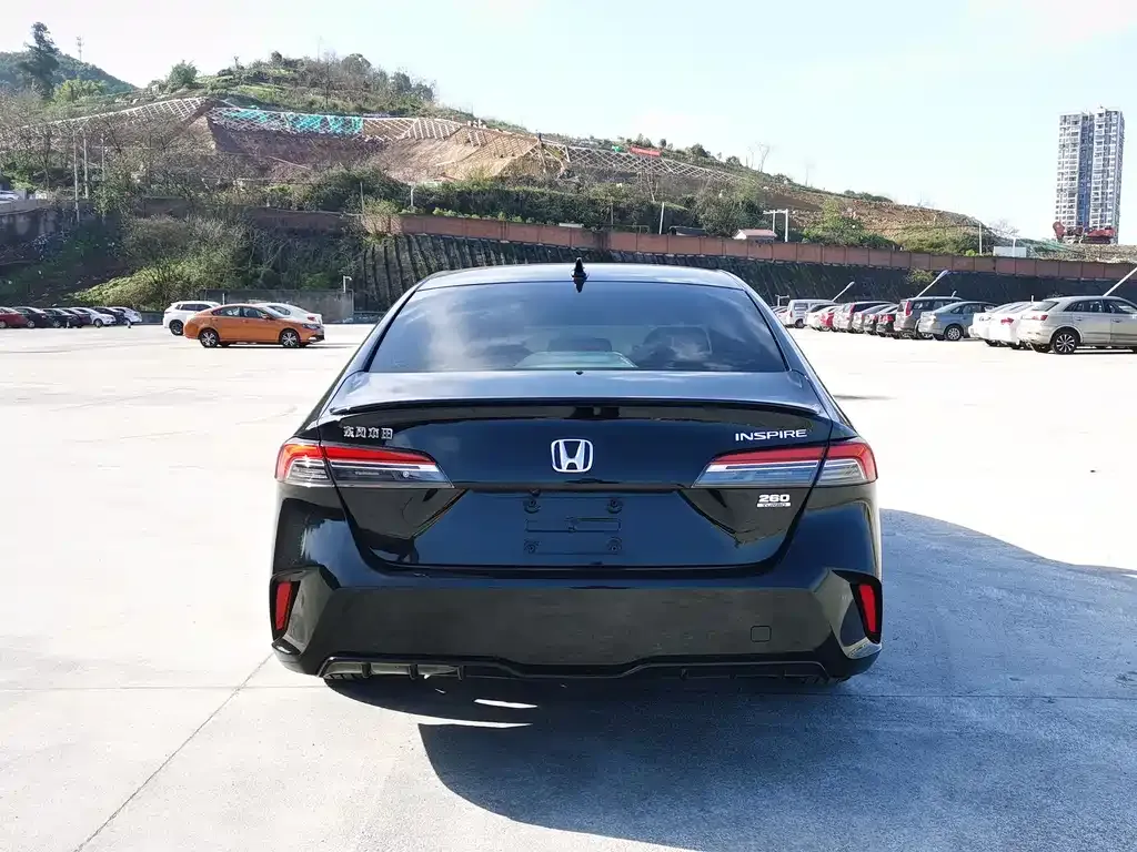 Honda Inspire — фото 10