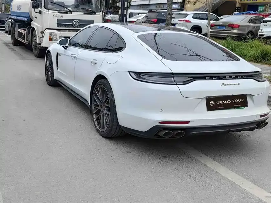 Porsche Panamera Hybrid — фото 2