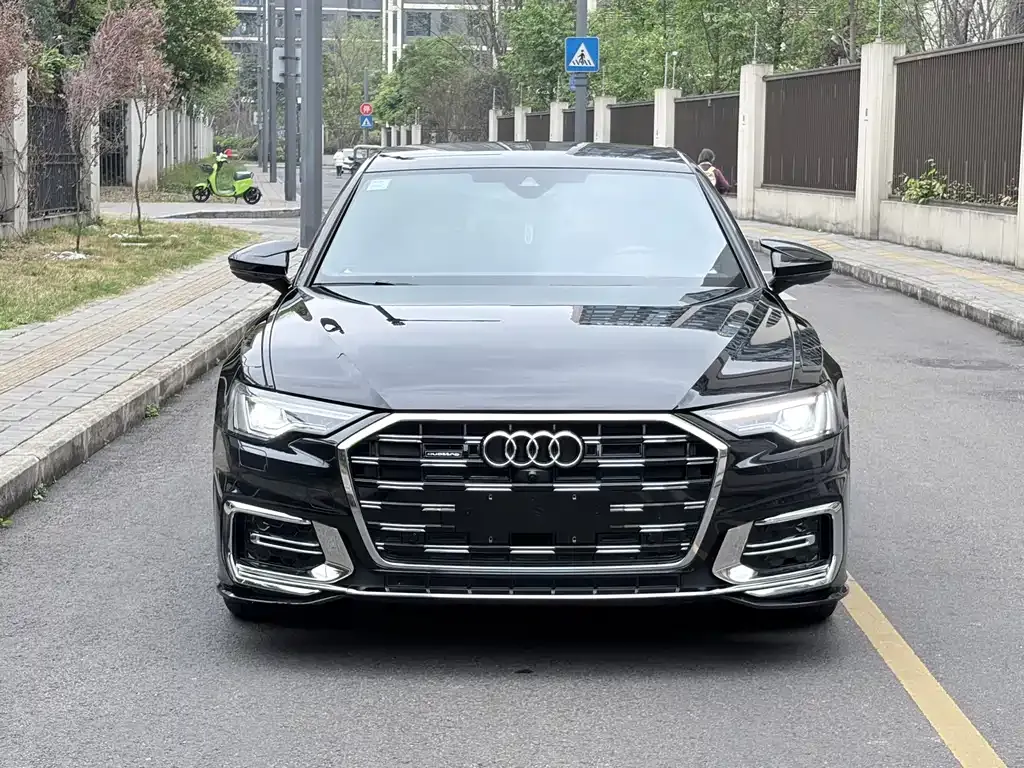 Audi A6L — фото 9