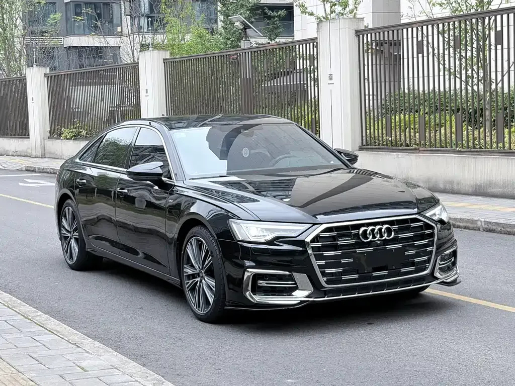 Audi A6L — фото 10