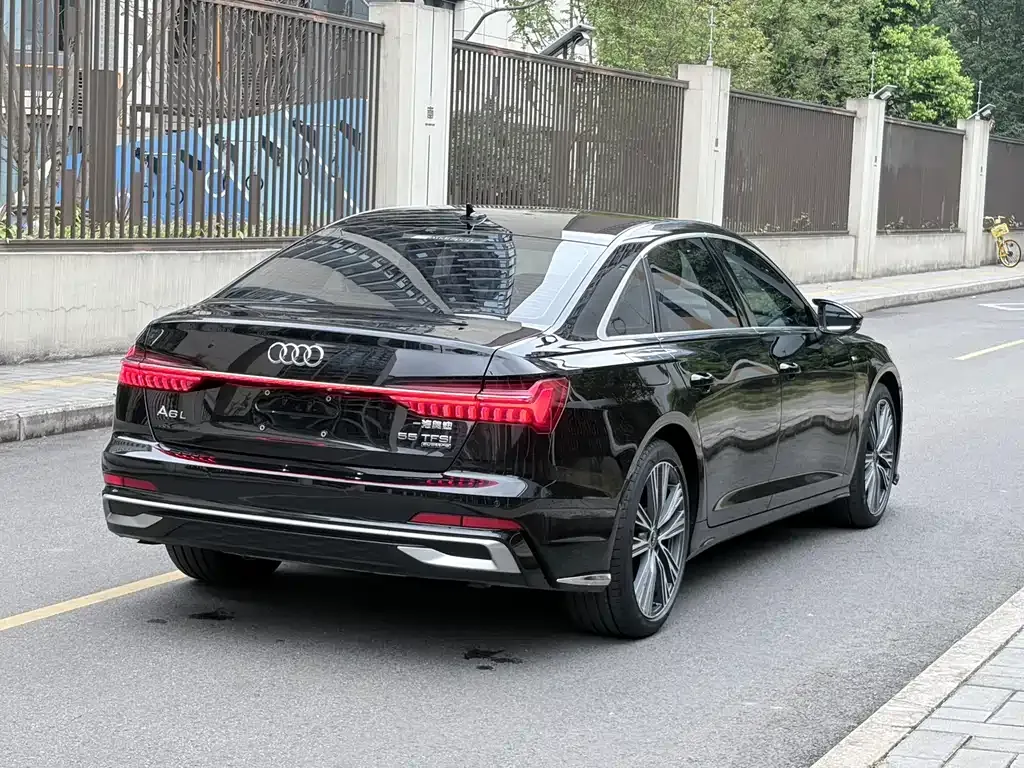 Audi A6L — фото 4