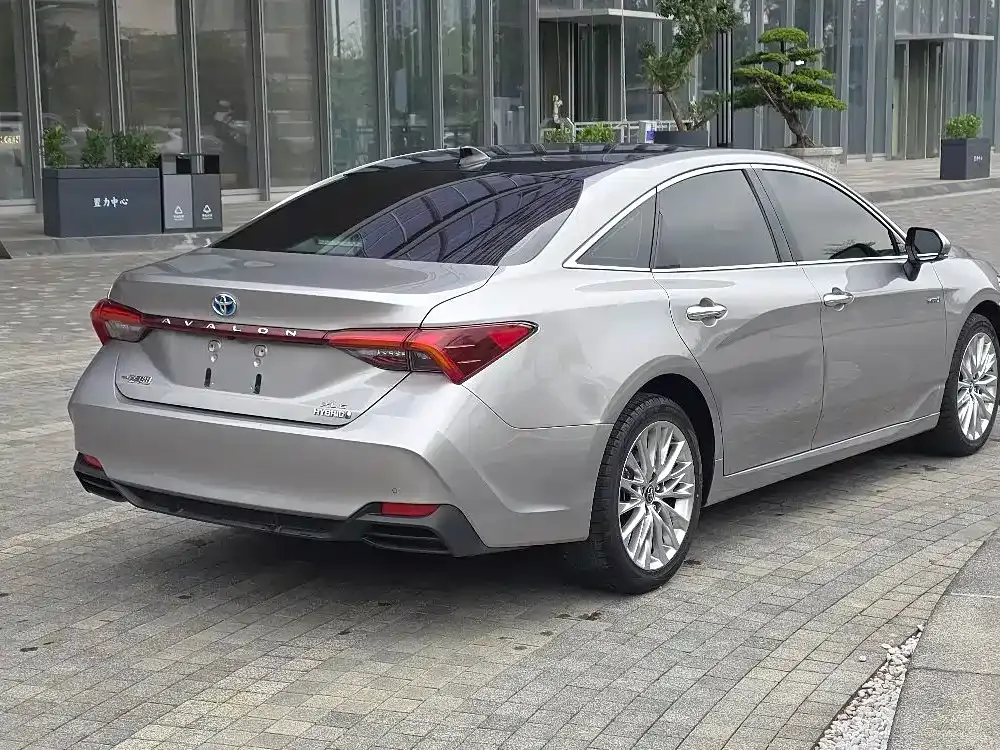 Toyota Avalon 2022 из CN, фото 5