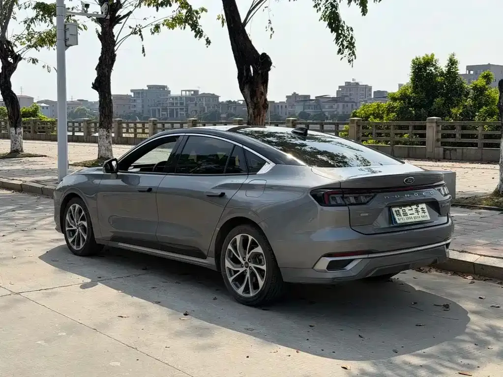 Ford Mondeo 2022 из CN, фото 4