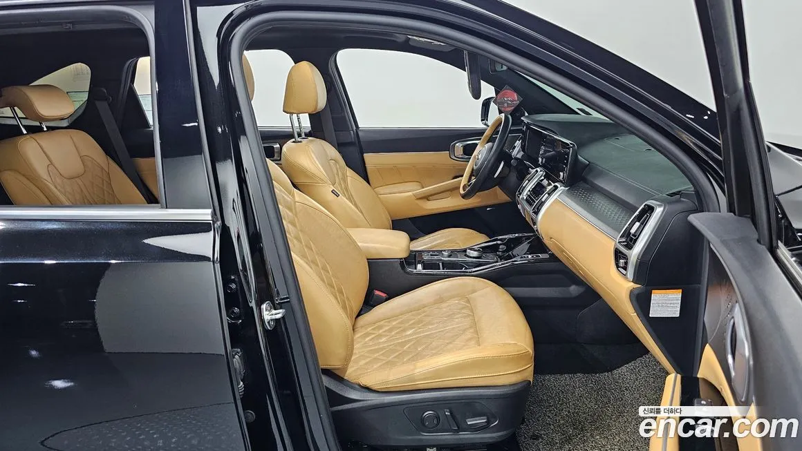 Kia Sorento — фото 10