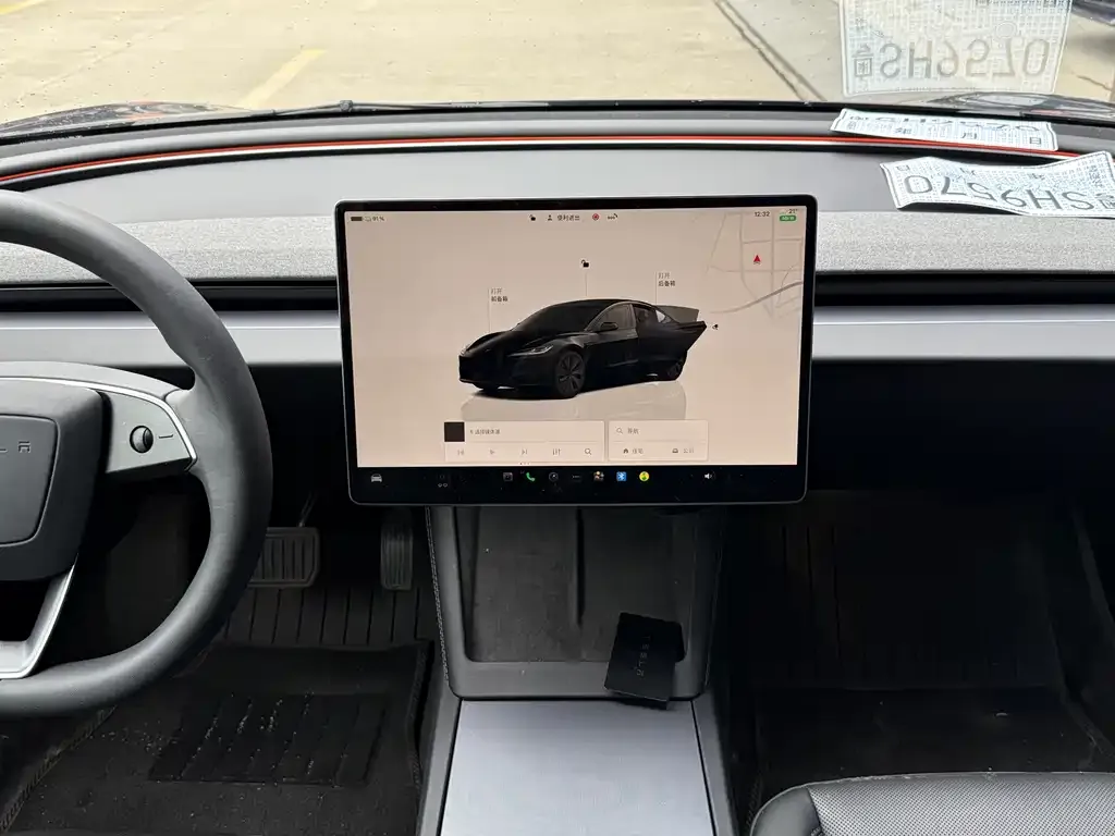 Tesla Model 3 — фото 5
