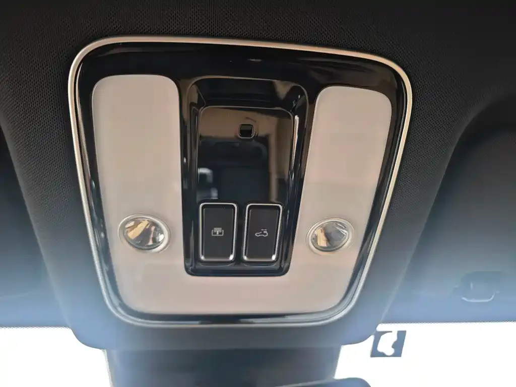 Li Auto Li ONE 2022 из CN, фото 6