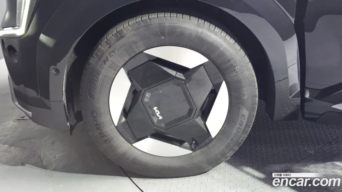 Kia EV9 2024 из KR, фото 2