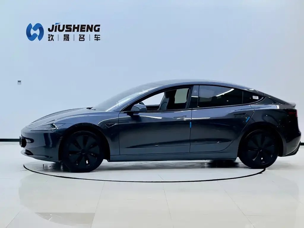 Tesla Model 3 — фото 6