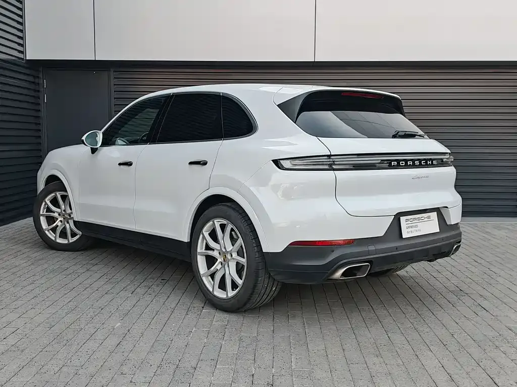 Porsche Cayenne — фото 4