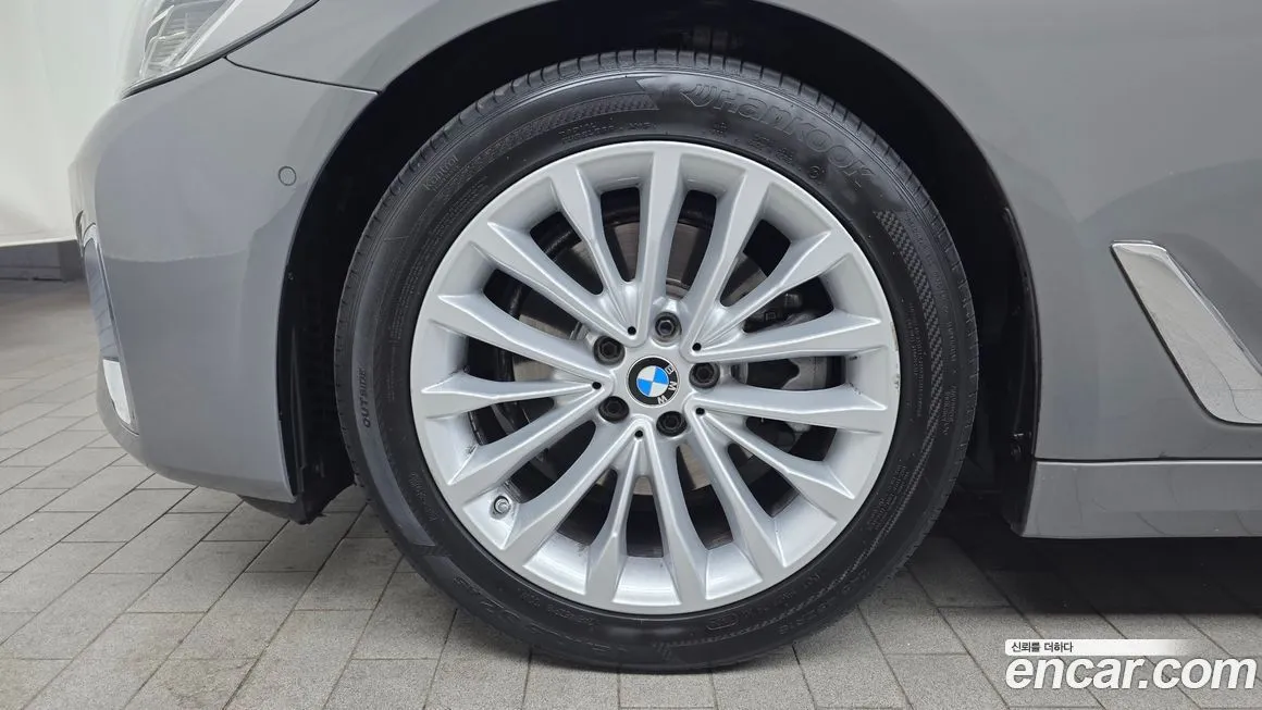 BMW 5-Series 2021 из KR, фото 4