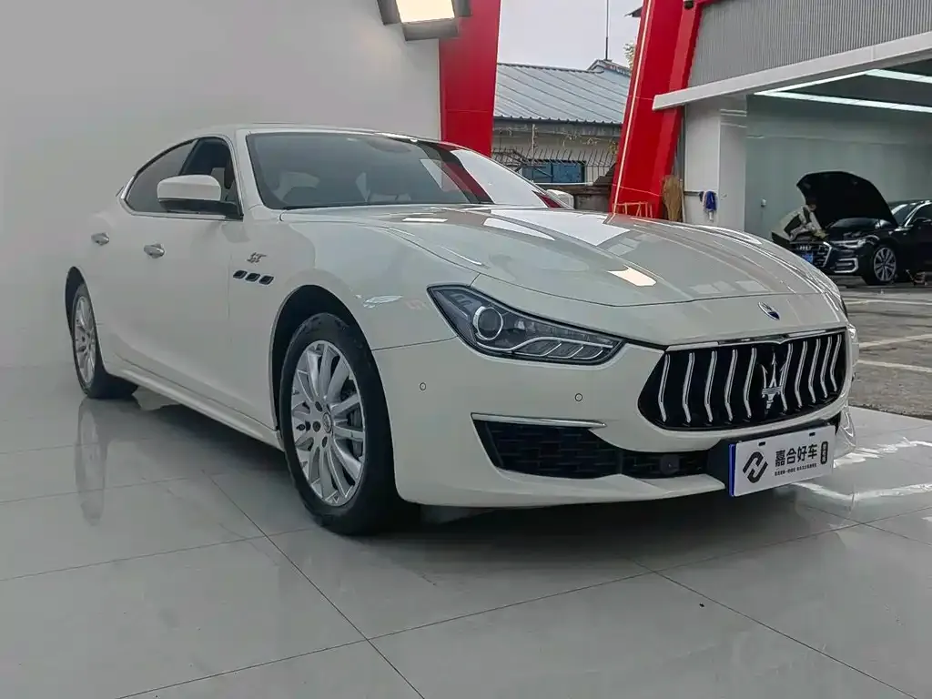 Maserati Ghibli — фото 4