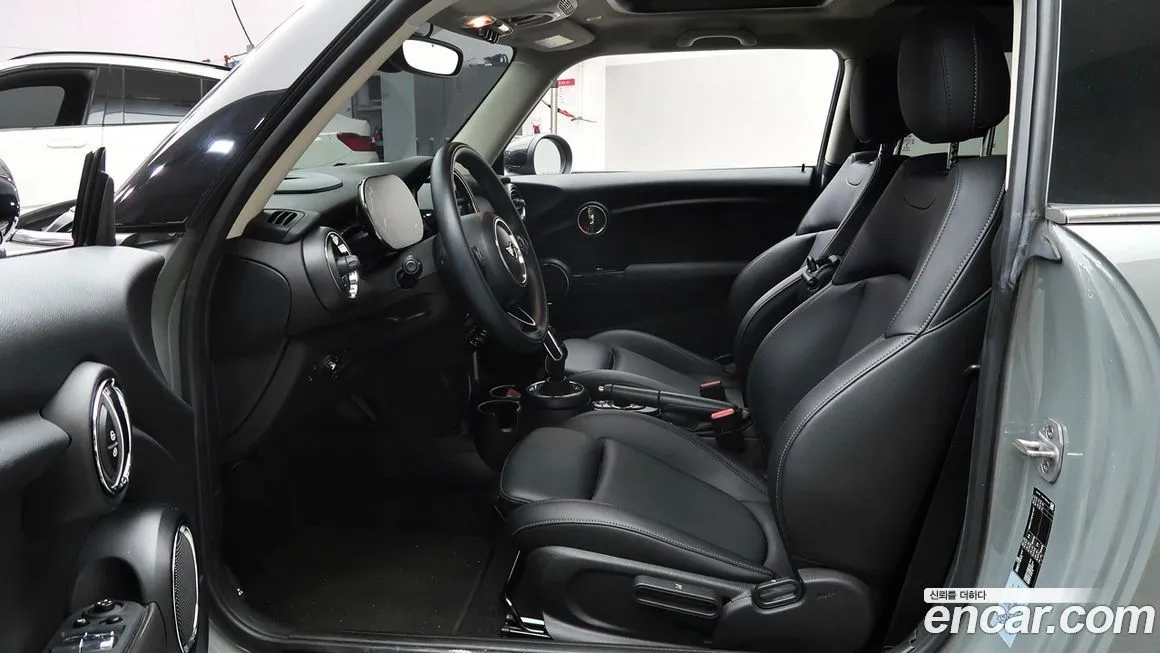 Mini Cooper 2021 из KR, фото 6