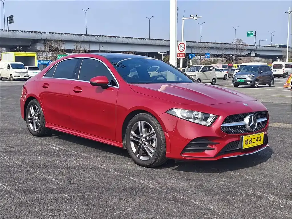 Mercedes-Benz A-Class — фото 10