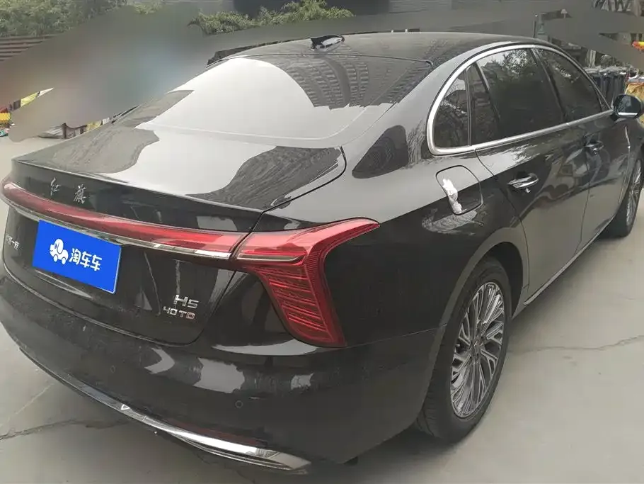 Hongqi H5 — фото 9
