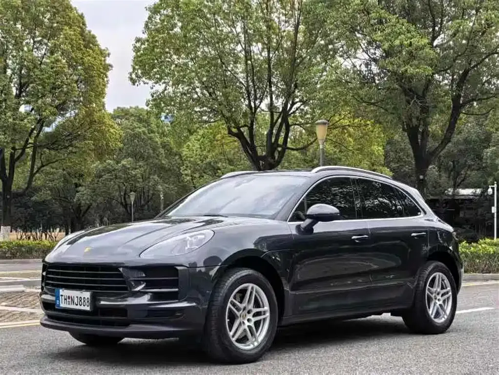 Porsche Macan — фото 1