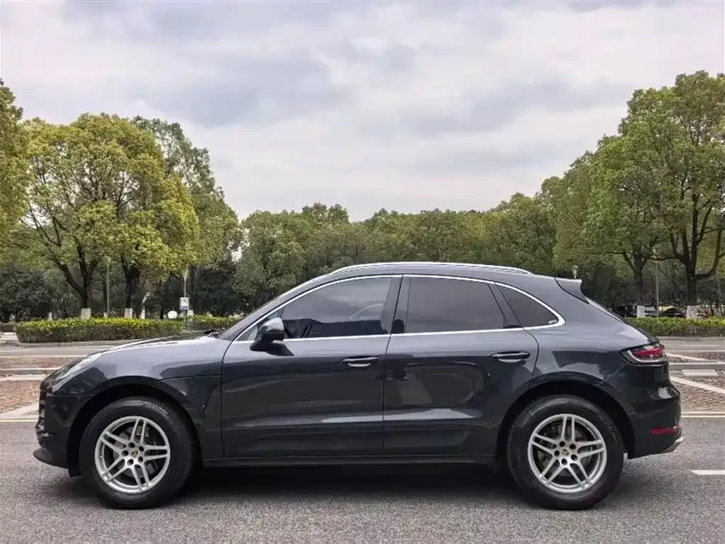 Porsche Macan — фото 6