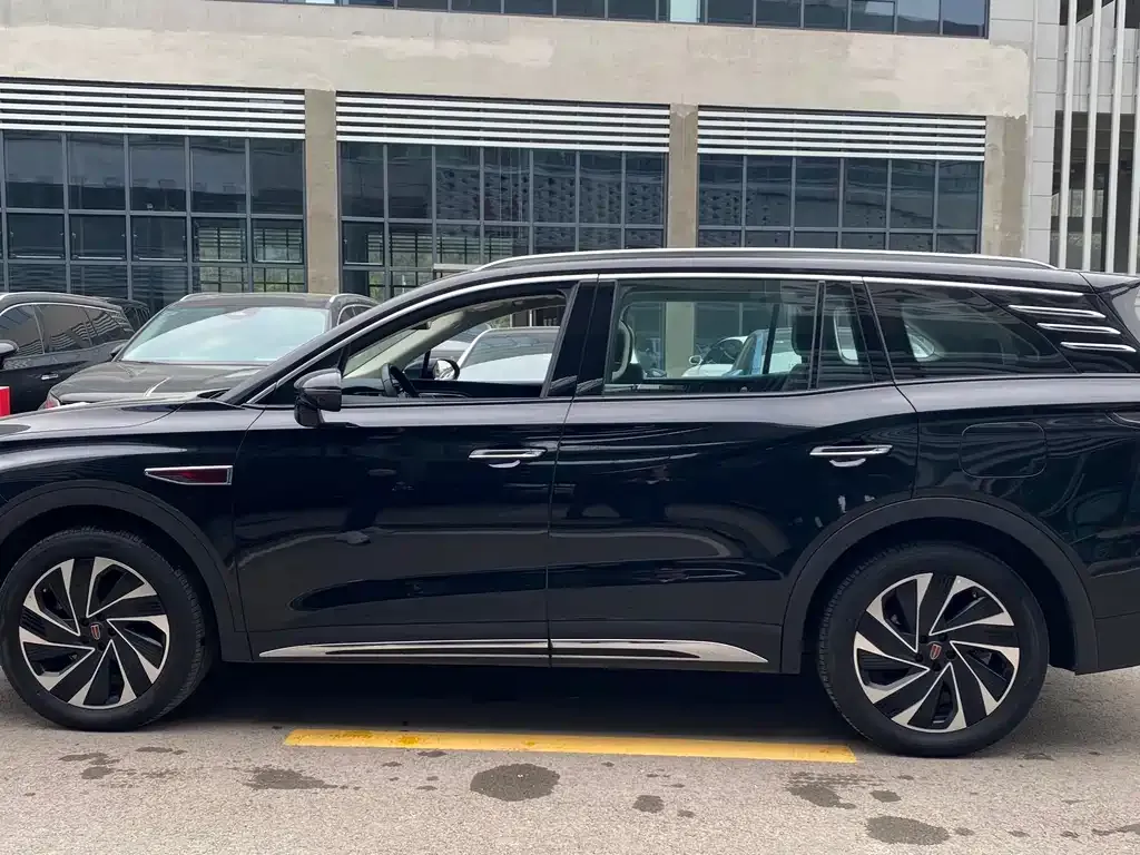 Hongqi HS7 PHEV 2024 из CN, фото 3