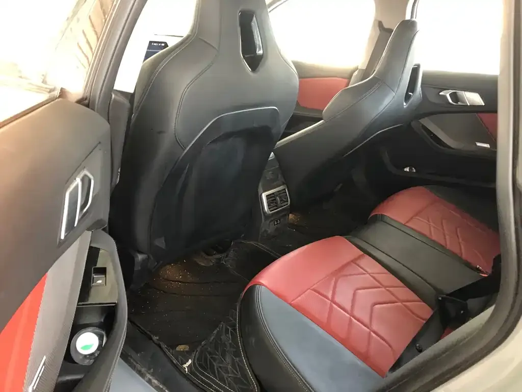 BMW 2 Series 2025 из CN, фото 3