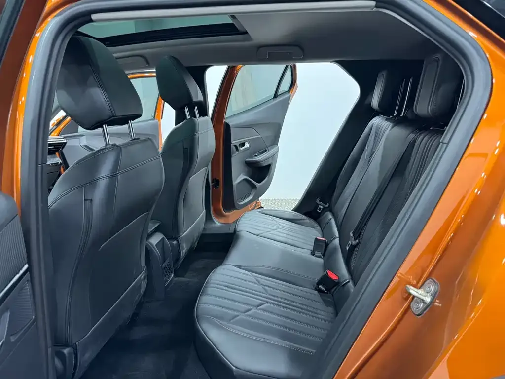 Peugeot 2008 2023 из CN, фото 7