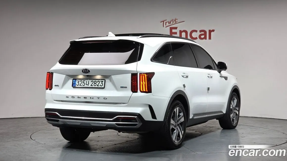 Kia Sorento — фото 5
